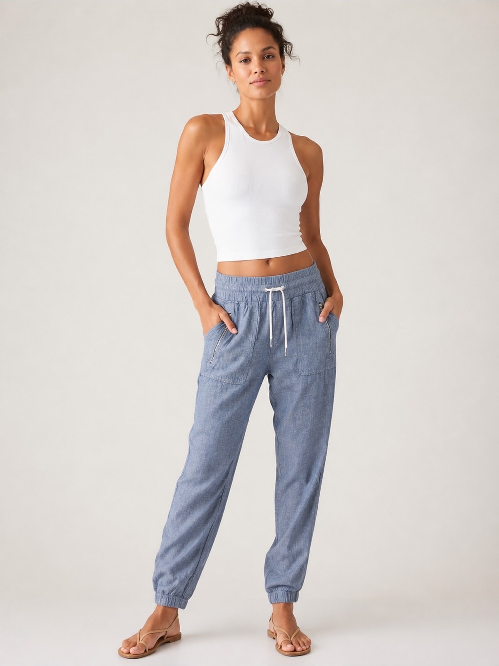 Athleta Cabo Linen Jogger Pants Chambray Blue Zip Pockets, size 8.